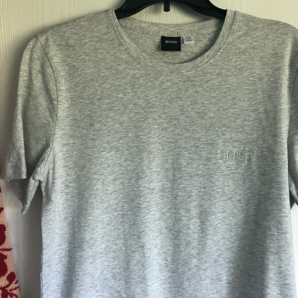 Hugo Boss T shirt